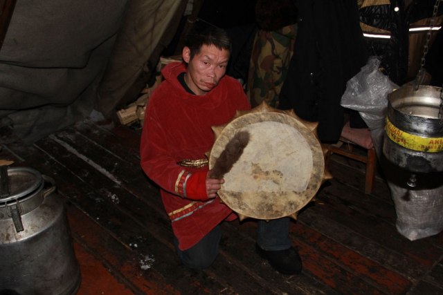 Как живет шаман Коля (24 фото)